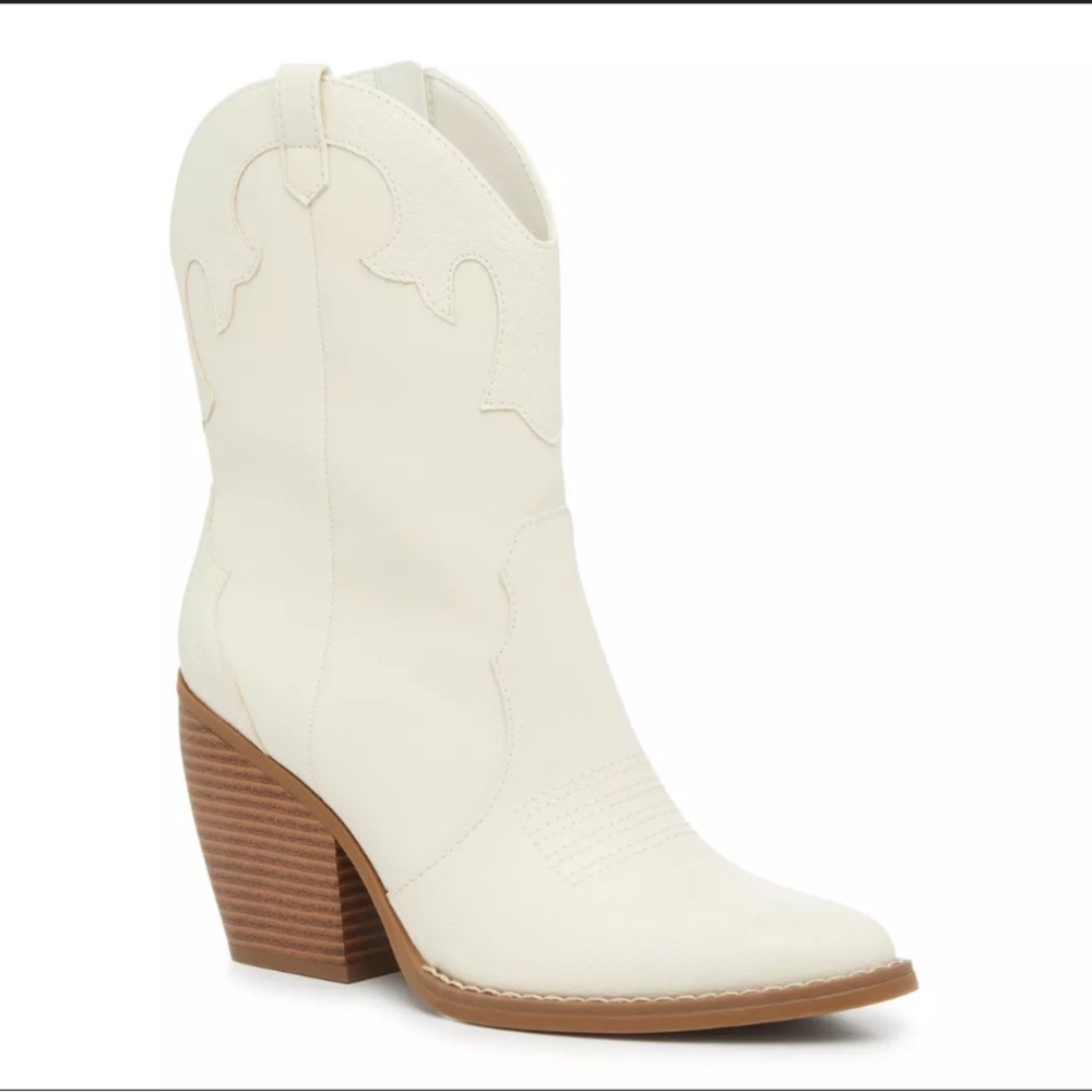 Stylish Off-White Western Boots with Brown Heel